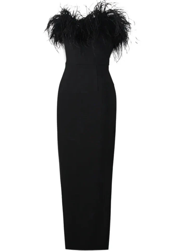 Anastasia | Élégante Robe à Plumes