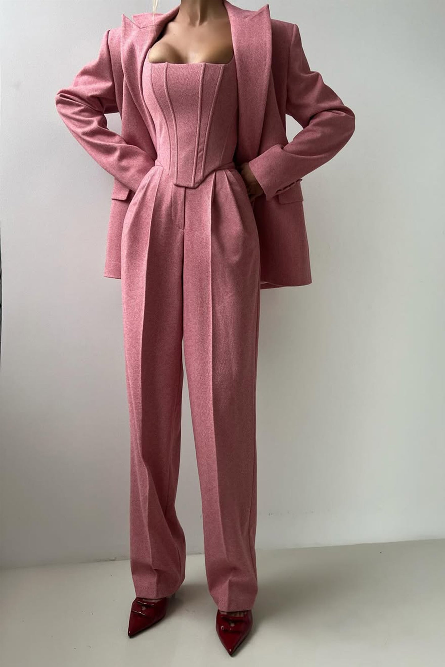 Dolce™ - Ensemble en trois pièces avec blazer à double rangée