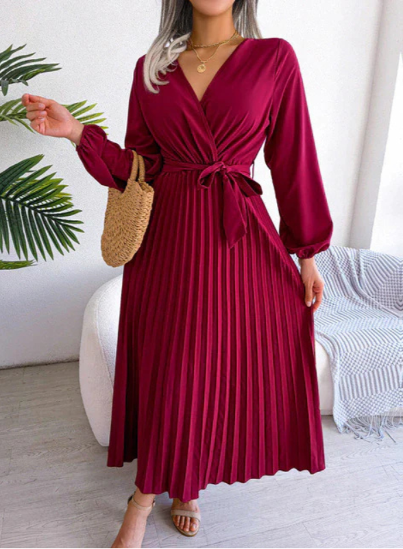Naomi | Robe plissée élégante