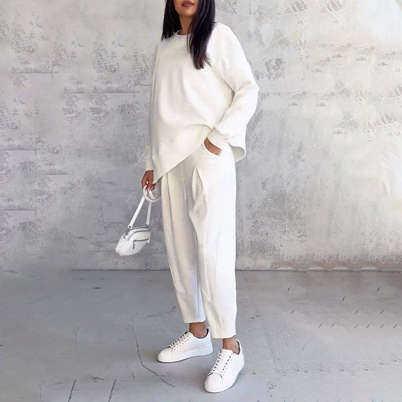 Ensemble 2 pièces à manches longues avec col rond et pantalon