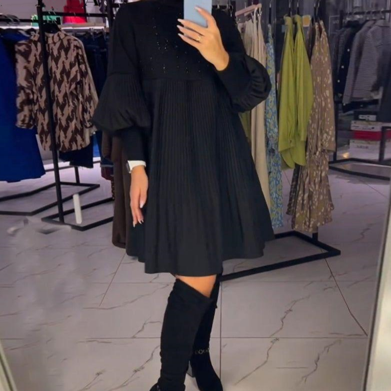 Marlene | Robe grande taille avec col montant et manches bouffantes