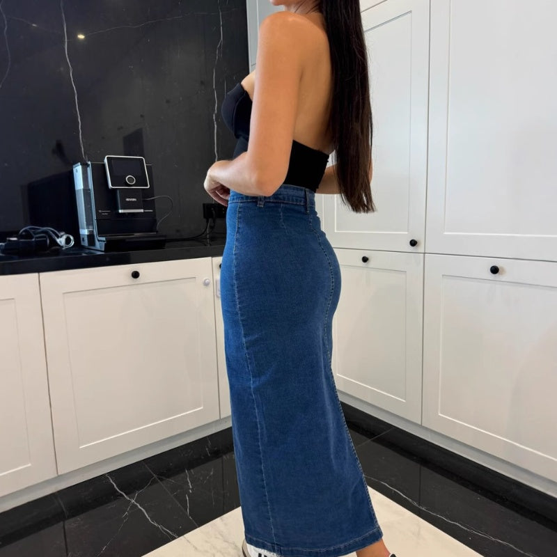 Chiara | Robe chemise en jean vintage et moderne