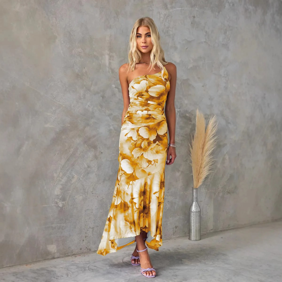 Xanthe – Timeless Midi Dress