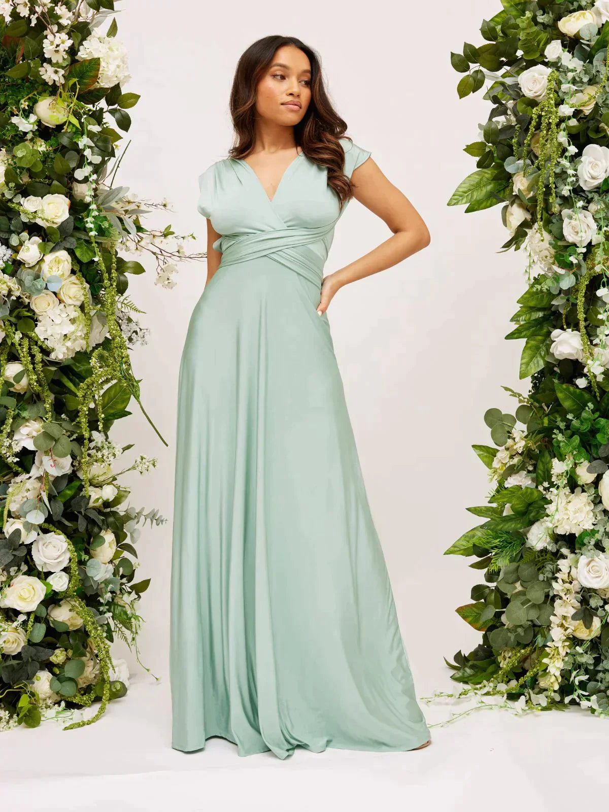 Akshara | Élégante robe midi multicolore à silhouette fluide pour femme