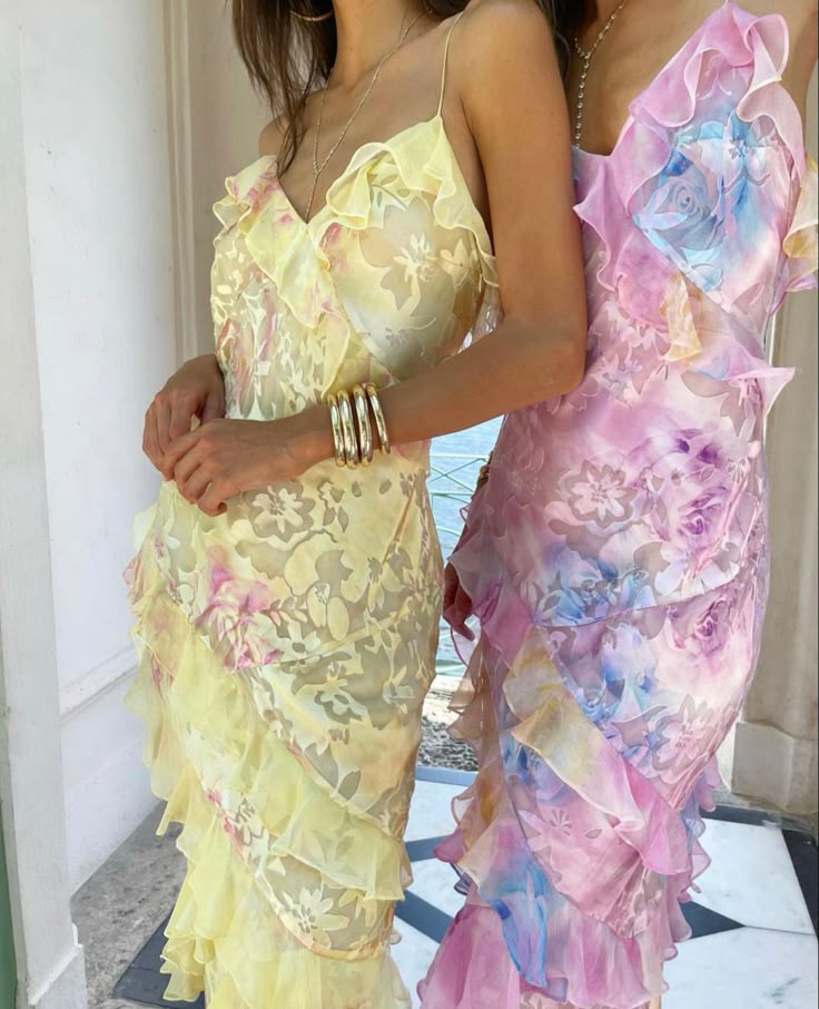 Cassidy | Jolie robe à ruchés