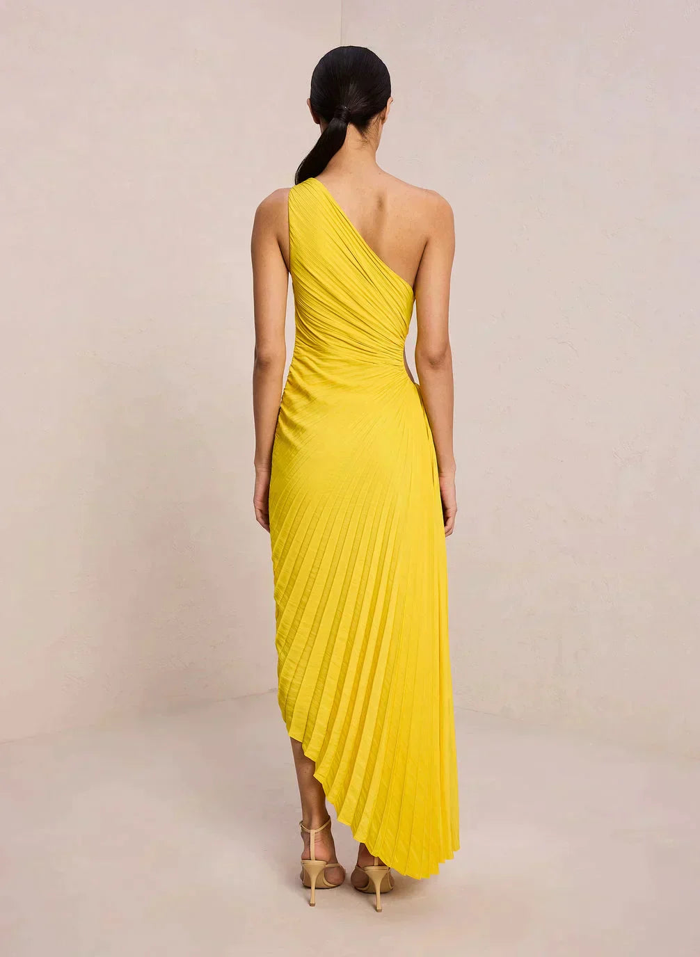 Billy Joan | Robe midi à épaules dénudées avec manchette transparente