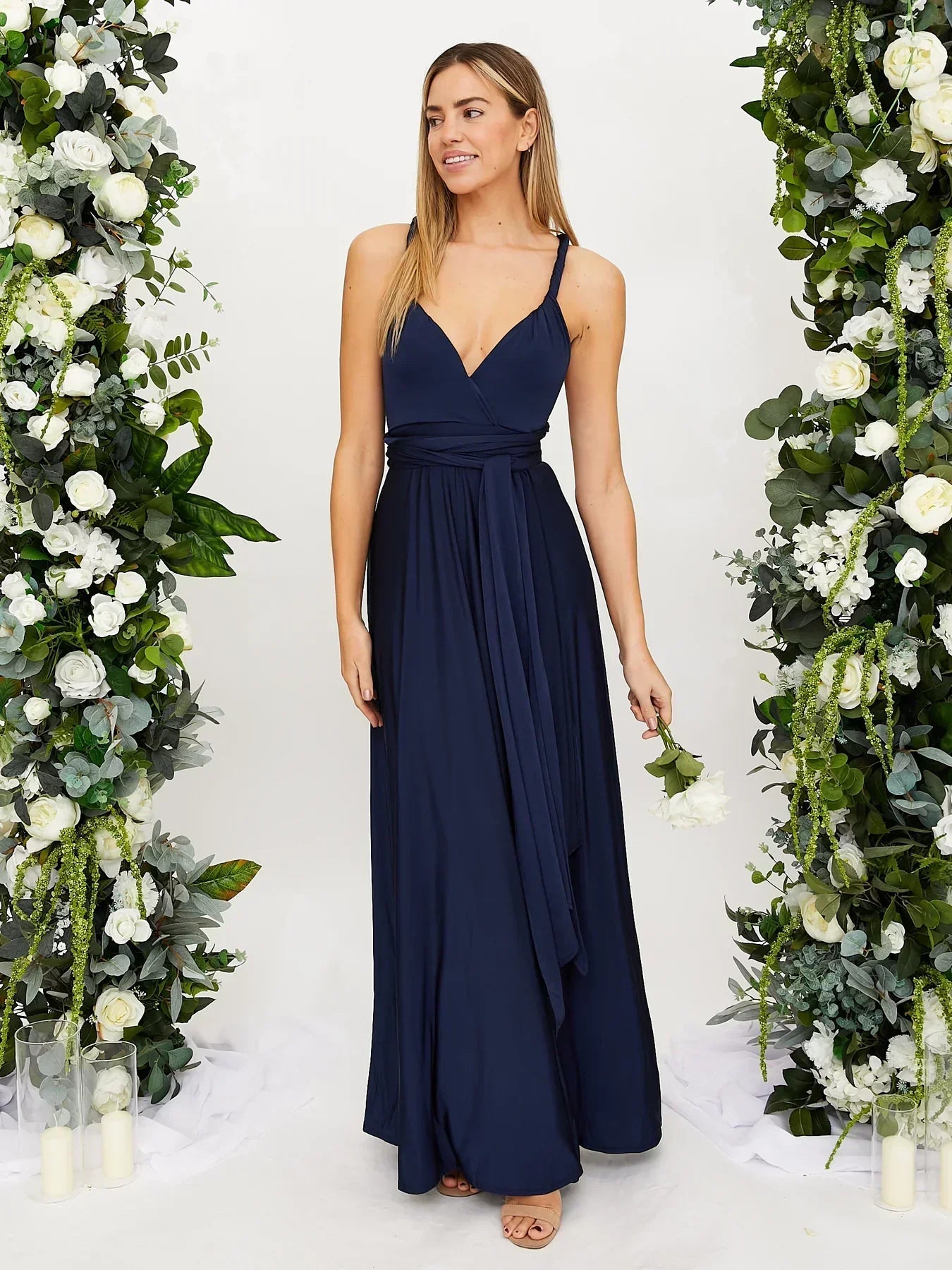 Akshara | Élégante robe midi multicolore à silhouette fluide pour femme