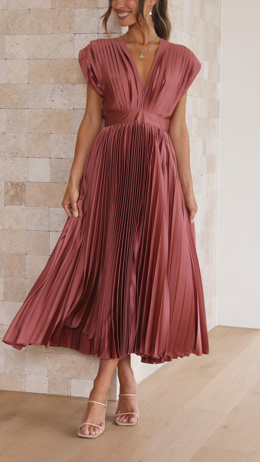 Emma | Robe longue à décolleté en V profond
