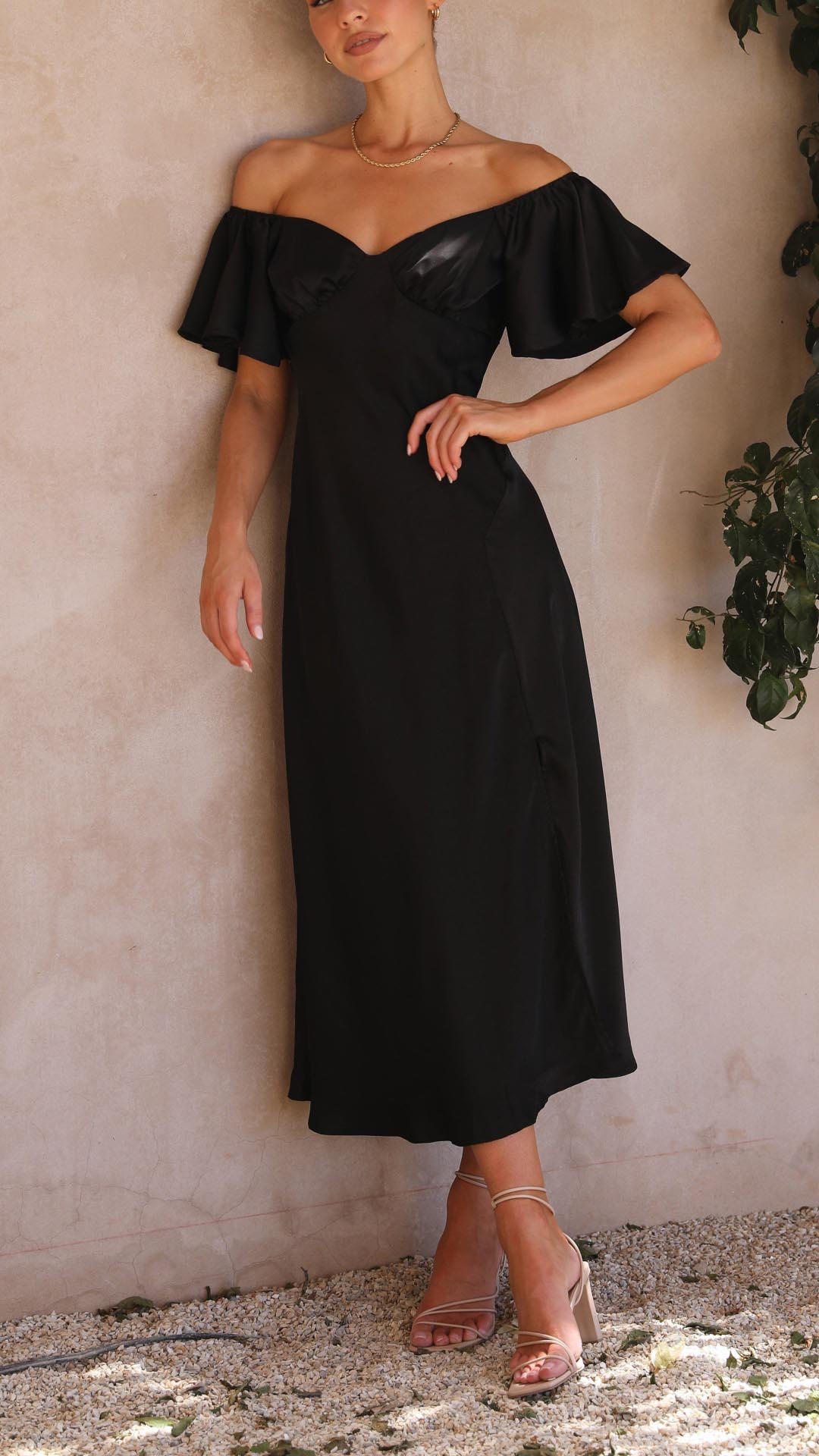 Nalani | Robe longue à volants avec bretelles sans épaules
