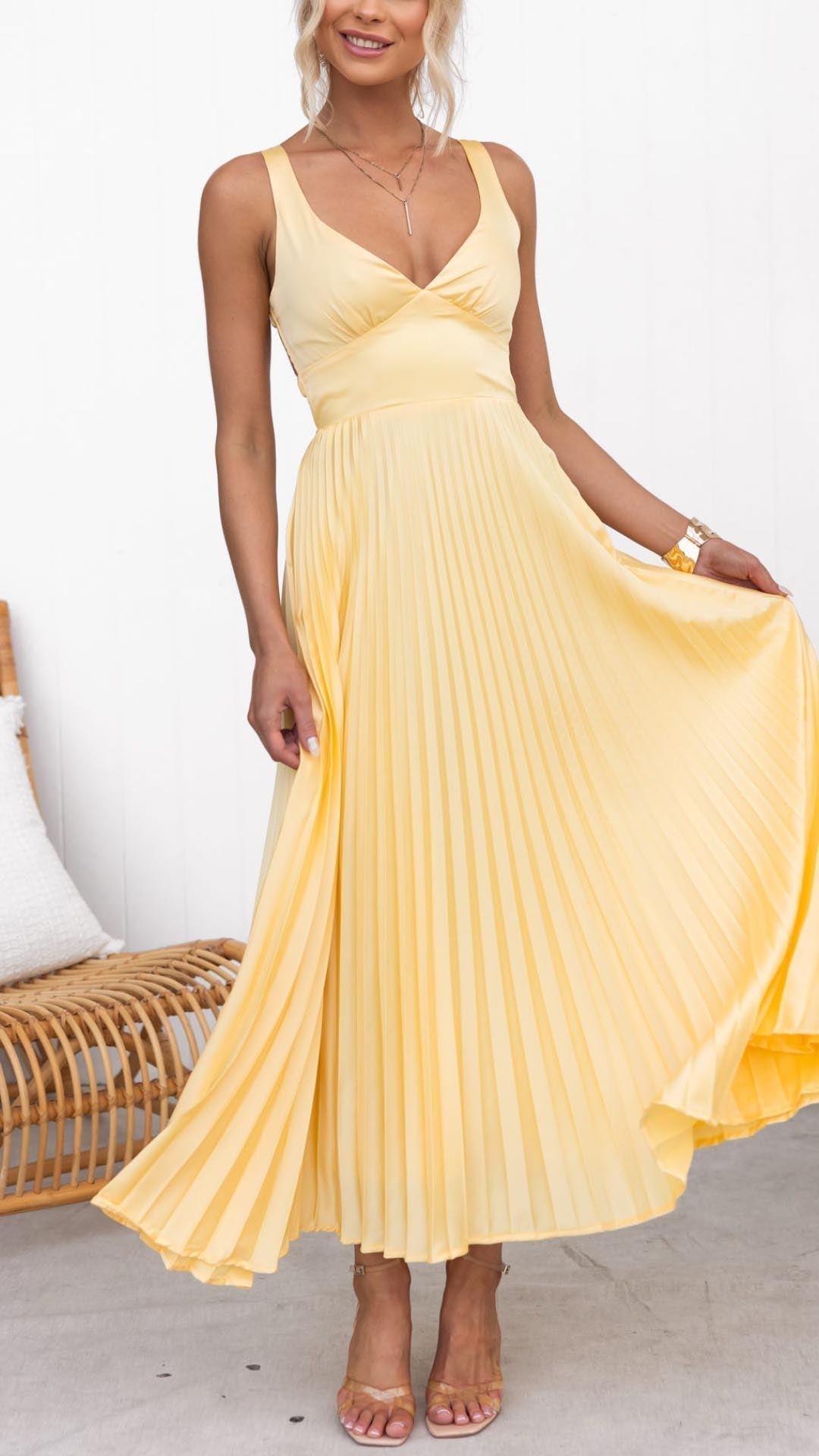 Aby | Longue robe à décolleté en V en jaune