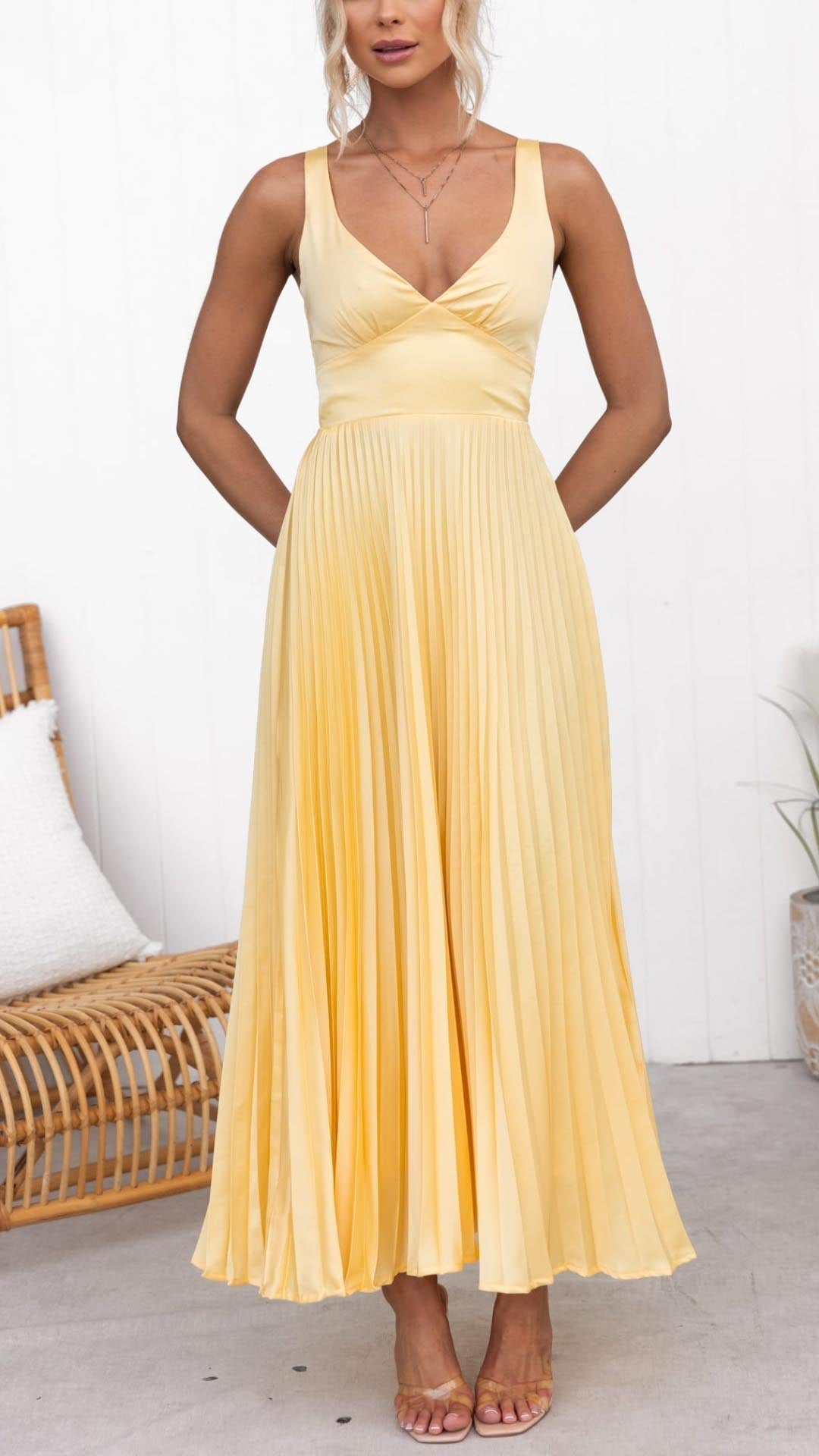 Aby | Longue robe à décolleté en V en jaune